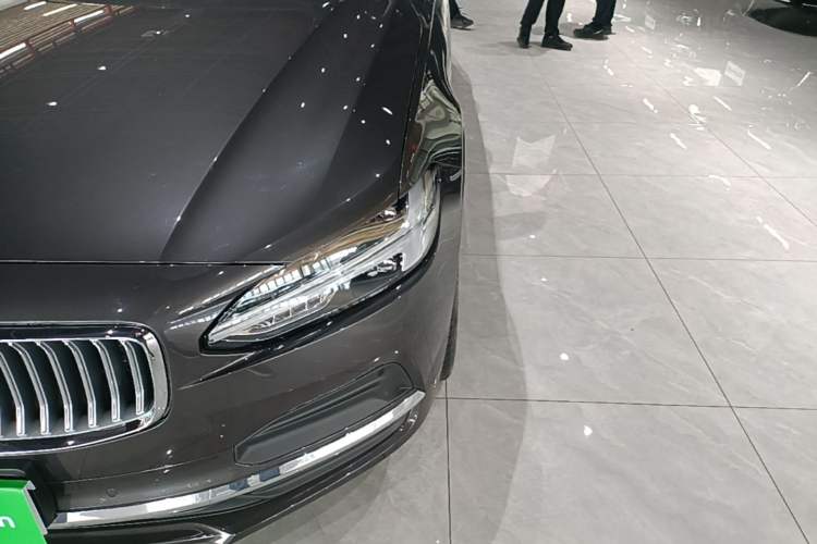 Used Volvo S90 2024 B5 Zhiyuan Luxury Edition Left Front Headlight