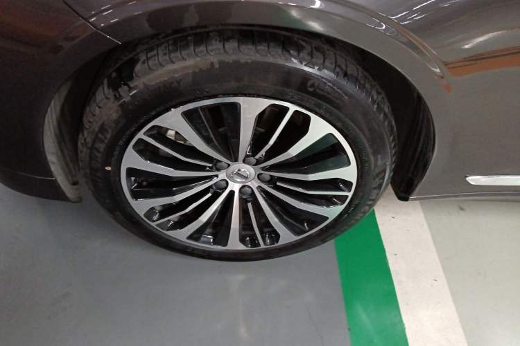 Used Volvo S90 2024 B5 Zhiyi Luxury Edition Left Front Wheel Hub