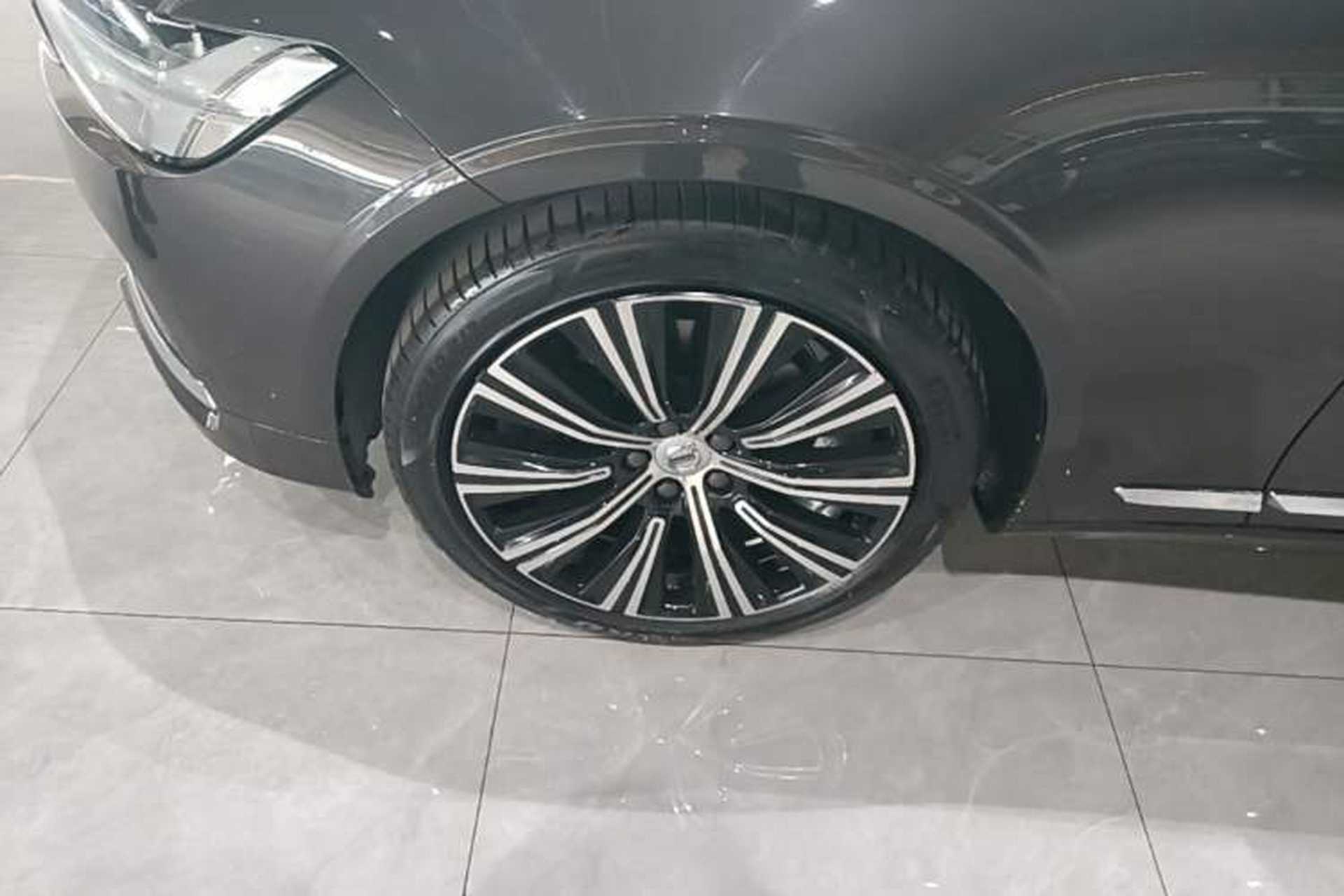 Used Volvo S90 2024 B5 Zhiyuan Luxury Edition Left Front Wheel Hub