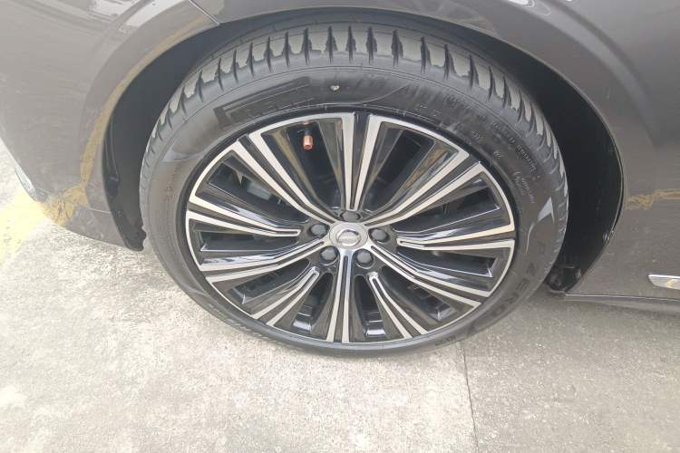 Used Volvo S90 2024 B5 Zhiyuan Luxury Edition Left Front Wheel Hub