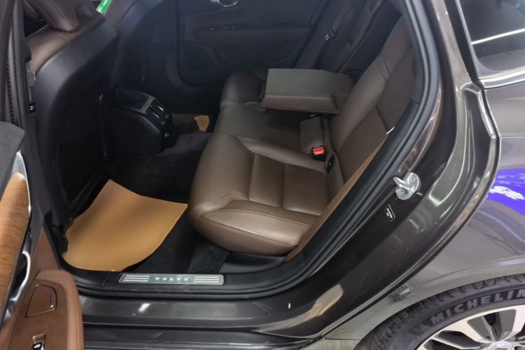 Used Volvo S90 2024 B5 Zhiyi Luxury Edition Left Rear Seat