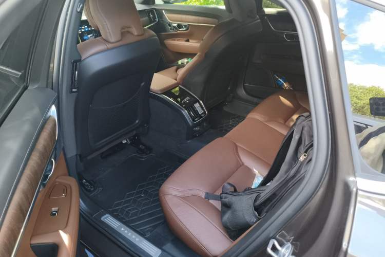 Used Volvo S90 2024 B5 Zhiyuan Luxury Edition Left Rear Seat