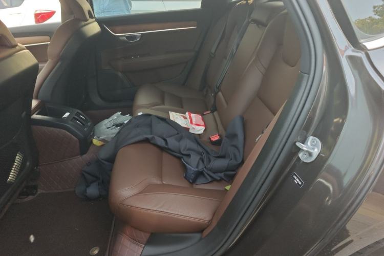 Used Volvo S90 2024 B5 Zhiyi Luxury Edition Left Rear Seat