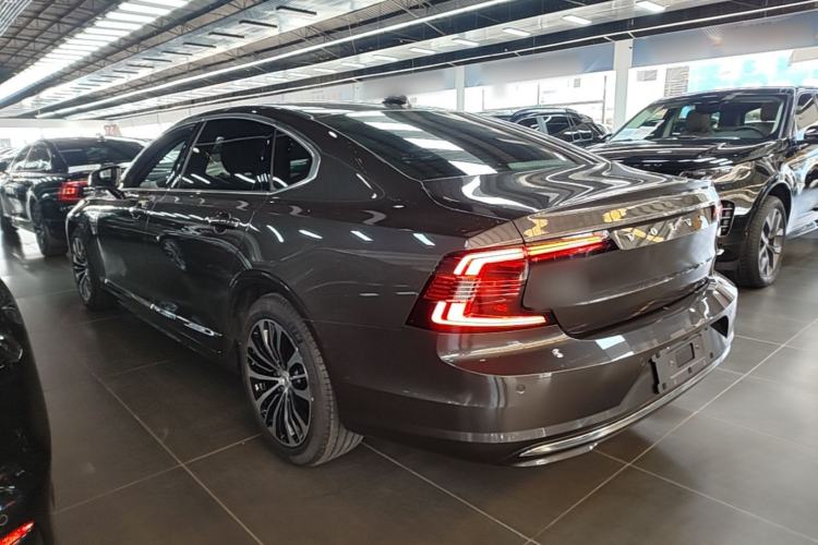 Used Volvo S90 2024 B5 Zhiyi Luxury Edition Rear Left 45 Deg