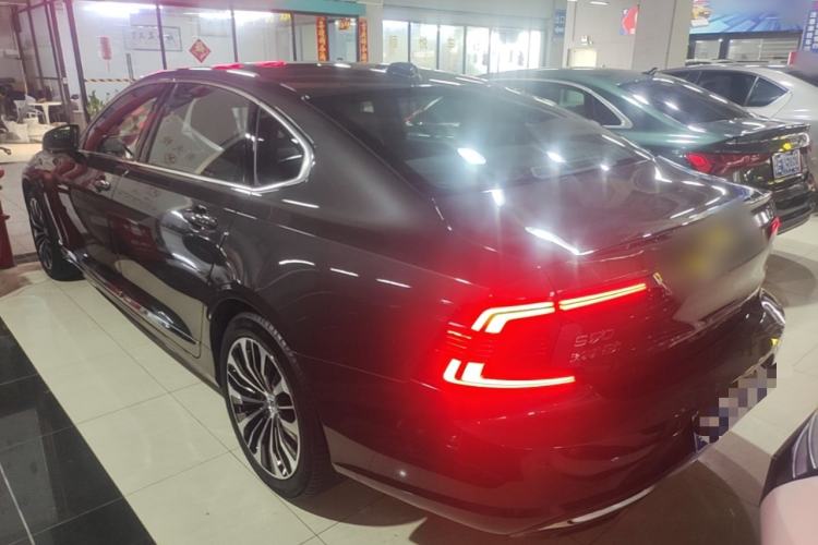 Used Volvo S90 2024 B5 Zhiyi Luxury Edition Rear Left 45 Deg