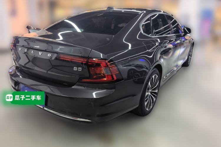 Used Volvo S90 2024 B5 Zhiyi Luxury Edition Rear Right 45 Deg