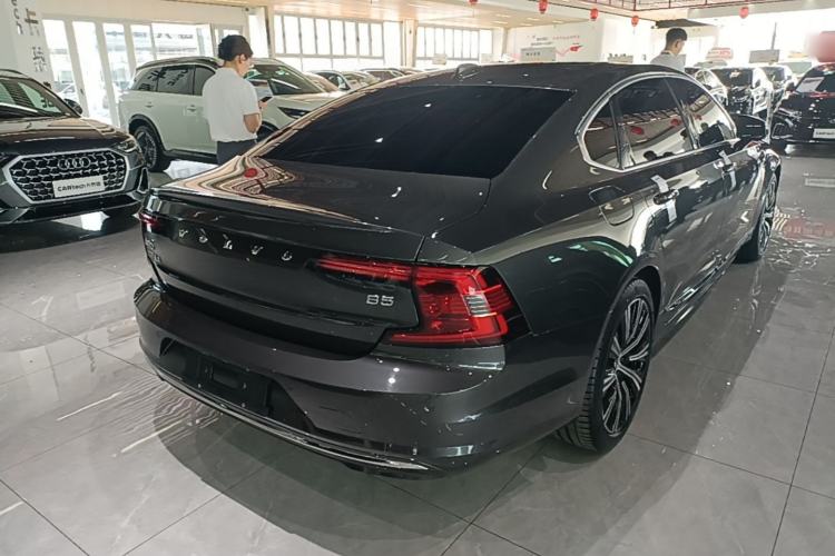 Used Volvo S90 2024 B5 Zhiyuan Luxury Edition Rear Right 45 Deg