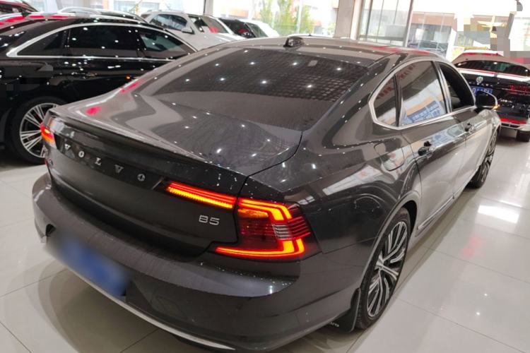 Used Volvo S90 2024 B5 Zhiyuan Luxury Edition Rear Right 45 Deg
