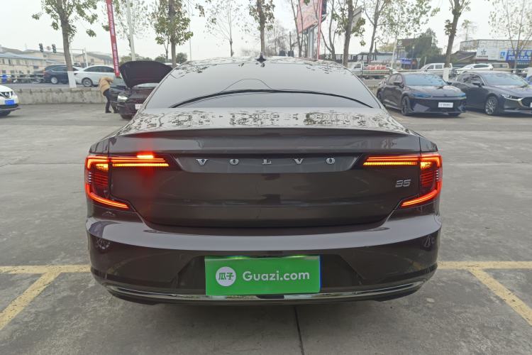 Used Volvo S90 2024 B5 Zhiyuan Luxury Edition Rear