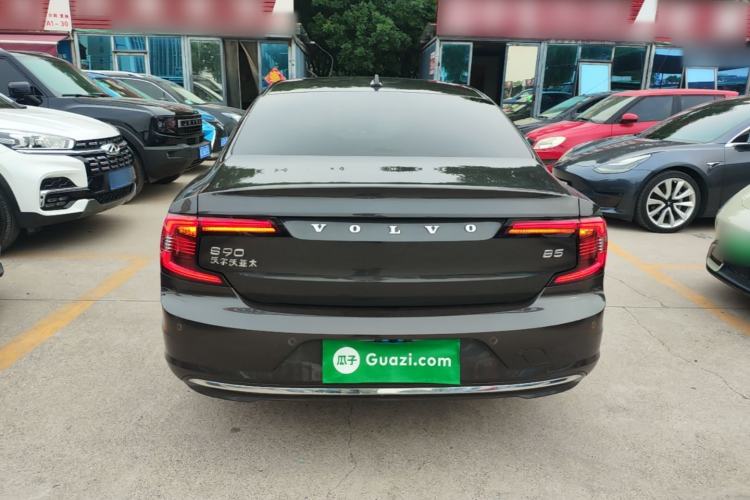Used Volvo S90 2024 B5 Zhiyuan Luxury Edition Rear