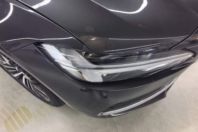 Used Volvo S90 2024 B5 Zhiyi Luxury Edition Right Front Headlight