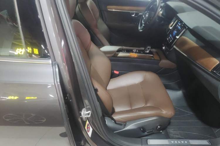 Used Volvo S90 2024 B5 Zhiyi Luxury Edition Right Front Seat