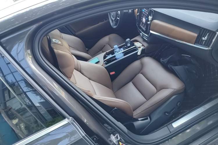Used Volvo S90 2024 B5 Zhiyi Luxury Edition Right Front Seat
