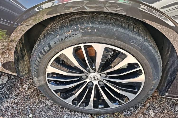 Used Volvo S90 2024 B5 Zhiyi Luxury Edition Right Rear Wheel Hub