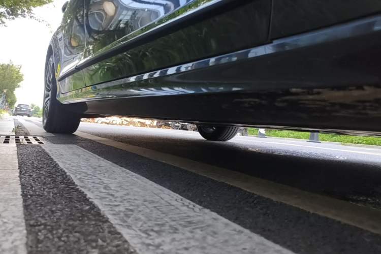 Used Volvo S90 2024 B5 Zhiyi Luxury Edition Right Side Sill