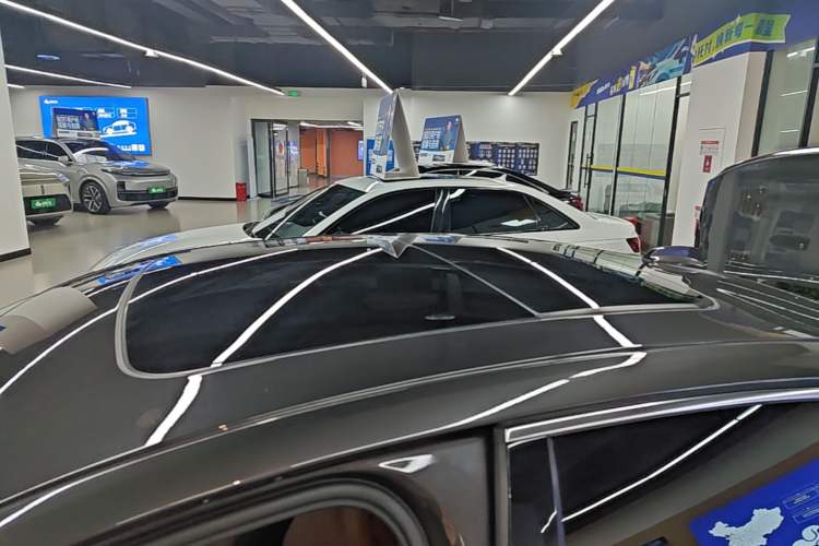 Used Volvo S90 2024 B5 Zhiyi Luxury Edition Roof