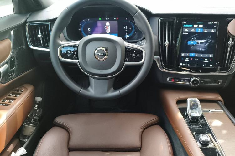 Used Volvo S90 2024 B5 Zhiyuan Luxury Edition Steering Wheel