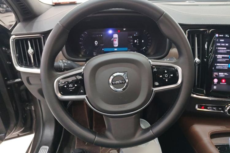 Used Volvo S90 2024 B5 Zhiyuan Luxury Edition Steering Wheel
