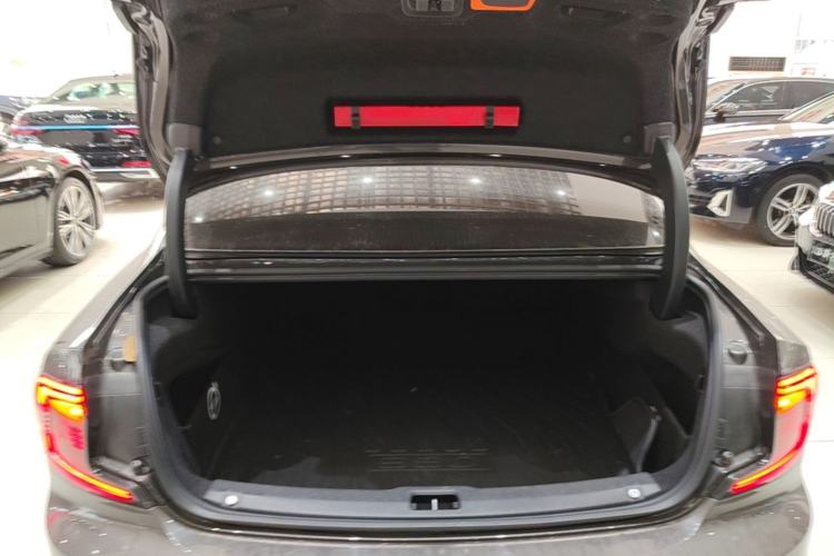 Used Volvo S90 2024 B5 Zhiyuan Luxury Edition Trunk