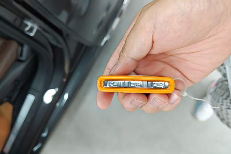 Used Volvo S90 2024 B5 Zhiyi Luxury Edition Vehicle Key