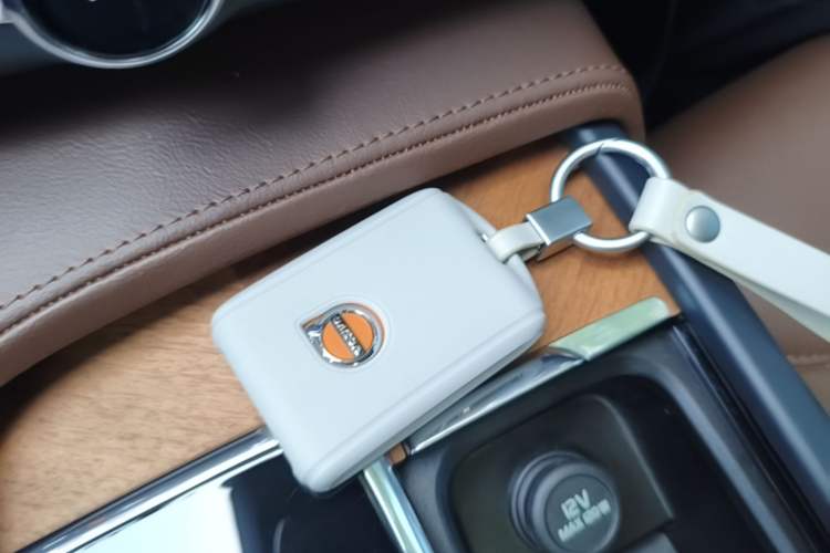 Used Volvo S90 2024 B5 Zhiyi Luxury Edition Vehicle Key
