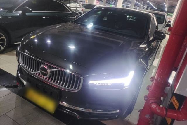 Used Volvo S90 2024 B5 Zhiyi Luxury Edition