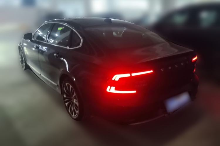 Used Volvo S90 2024 B5 Zhiyi Luxury Edition Rear Left 45 Deg