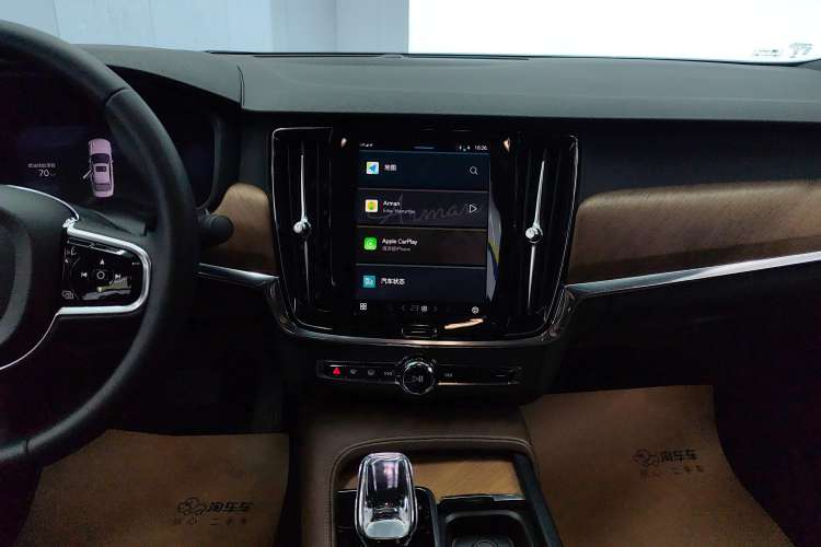 Used Volvo S90 2024 B5 Zhiyi Luxury Edition Audio And AC Panel