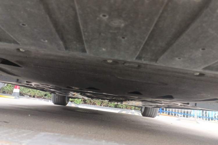 Used Volvo S90 2024 B5 Zhiyuan Luxury Edition Chassis Front