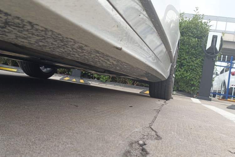 Used Volvo S90 2024 B5 Zhiyuan Luxury Edition Chassis Front Left