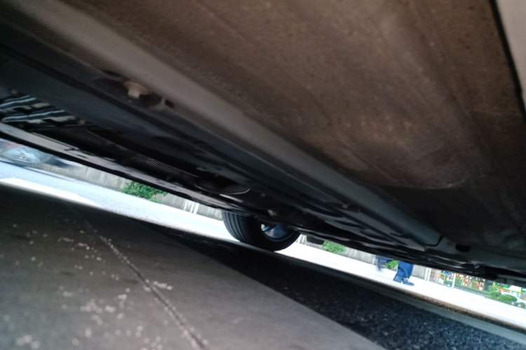 Used Volvo S90 2024 B5 Zhiyuan Luxury Edition Chassis Front Right