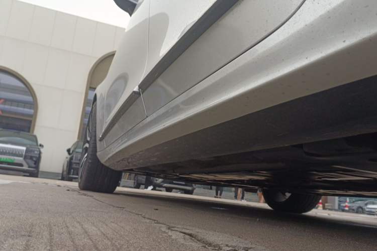 Used Volvo S90 2024 B5 Zhiyuan Luxury Edition Chassis Rear Left