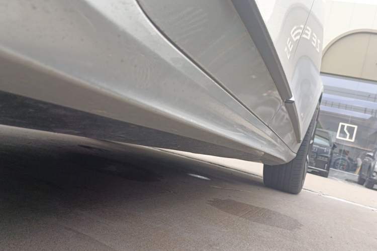 Used Volvo S90 2024 B5 Zhiyuan Luxury Edition Chassis Rear Right