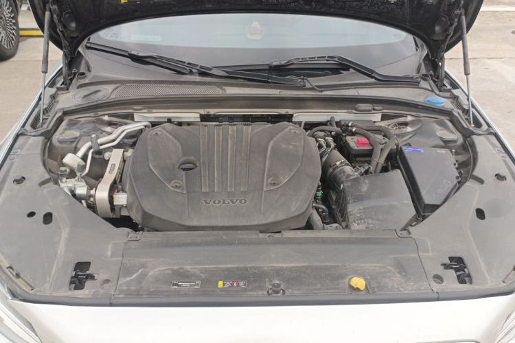 Used Volvo S90 2024 B5 Zhiyuan Luxury Edition Engine Bay
