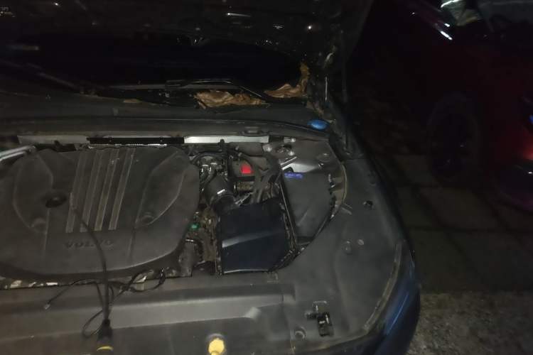 Used Volvo S90 2024 B5 Zhiyuan Luxury Edition Engine Bay Left