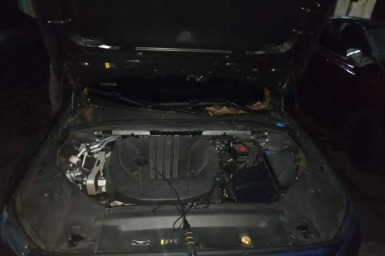 Used Volvo S90 2024 B5 Zhiyuan Luxury Edition Engine Bay