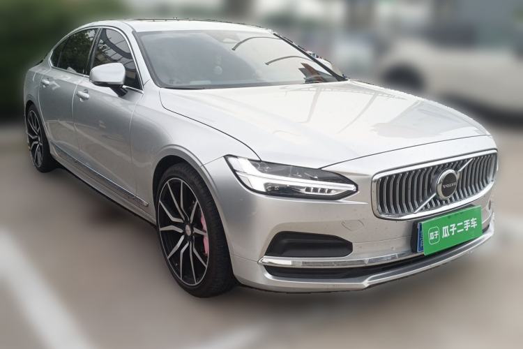 Used Volvo S90 2024 B5 Zhiyuan Luxury Edition Front Right 45 Deg