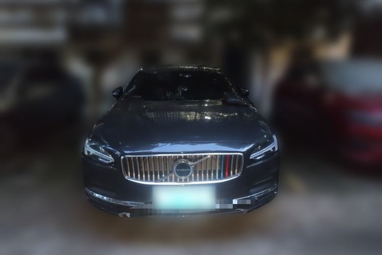 Used Volvo S90 2024 B5 Zhiyuan Luxury Edition Front