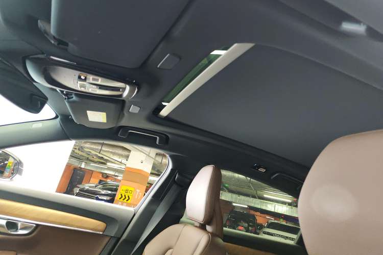 Used Volvo S90 2024 B5 Zhiyi Luxury Edition Headliner