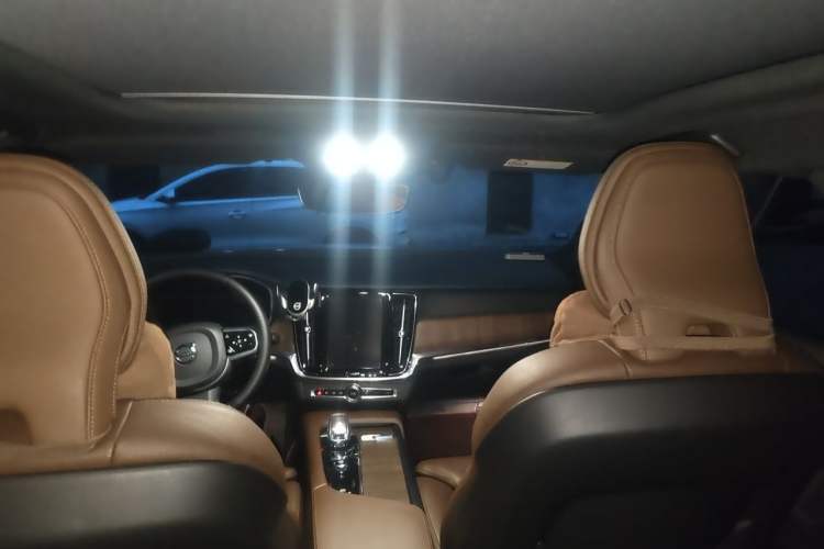 Used Volvo S90 2024 B5 Zhiyuan Luxury Edition Headliner