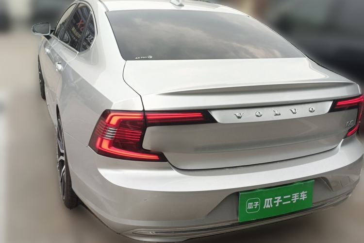 Used Volvo S90 2024 B5 Zhiyuan Luxury Edition Rear
