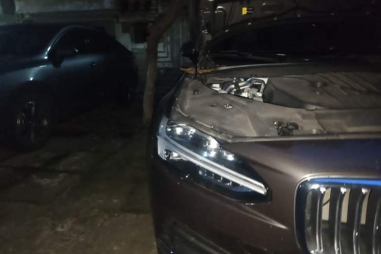 Used Volvo S90 2024 B5 Zhiyuan Luxury Edition Right Front Headlight
