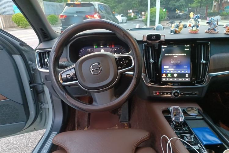 Used Volvo S90 2024 B5 Zhiyuan Luxury Edition Steering Wheel