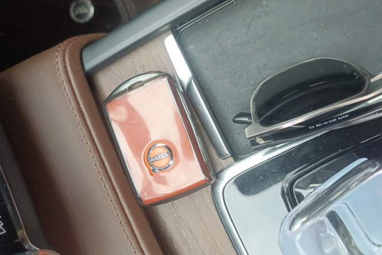 Used Volvo S90 2024 B5 Zhiyuan Luxury Edition Vehicle Key