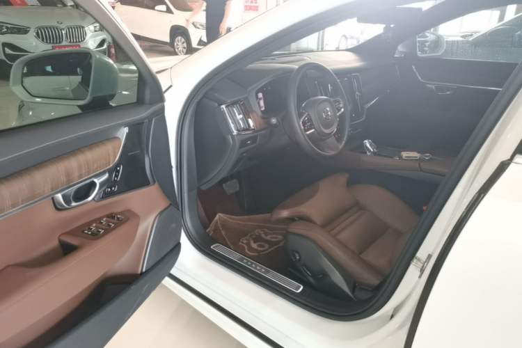 Used Volvo S90 2024 B5 Zhiyuan Luxury Edition Driver Seat