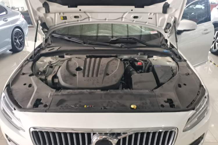 Used Volvo S90 2024 B5 Zhiyuan Luxury Edition Engine Bay