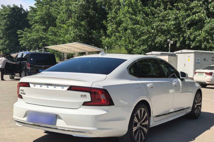Used Volvo S90 2024 B5 Zhiyuan Luxury Edition Exterior 5