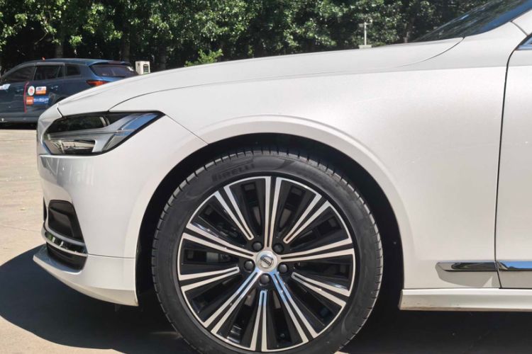 Used Volvo S90 2024 B5 Zhiyuan Luxury Edition Exterior 6