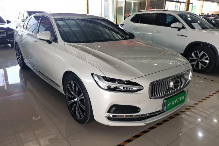 Used Volvo S90 2024 B5 Zhiyuan Luxury Edition Front Right 45 Deg