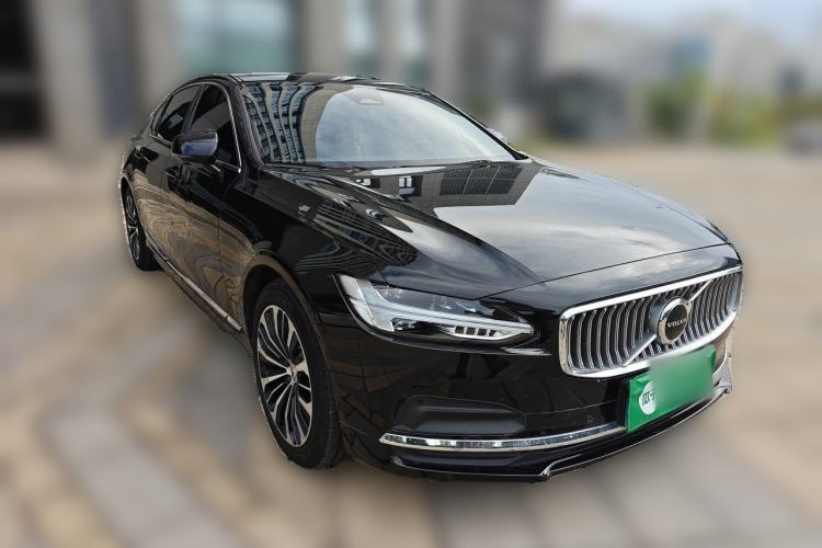 Used Volvo S90 2024 B5 Zhiyi Luxury Edition Front Right 45 Deg